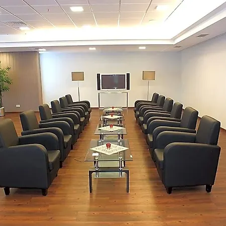 Отель Fletcher Parkhotel Olsberg-winterberg 3*