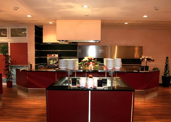 Отель Parkhotel 3*