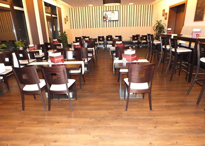 奥斯贝格公园酒店 3*