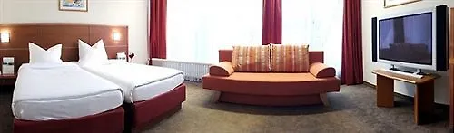 酒店 奥斯贝格公园酒店 3*